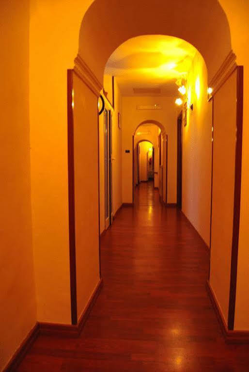 Duomo Apartments Неаполь Экстерьер фото